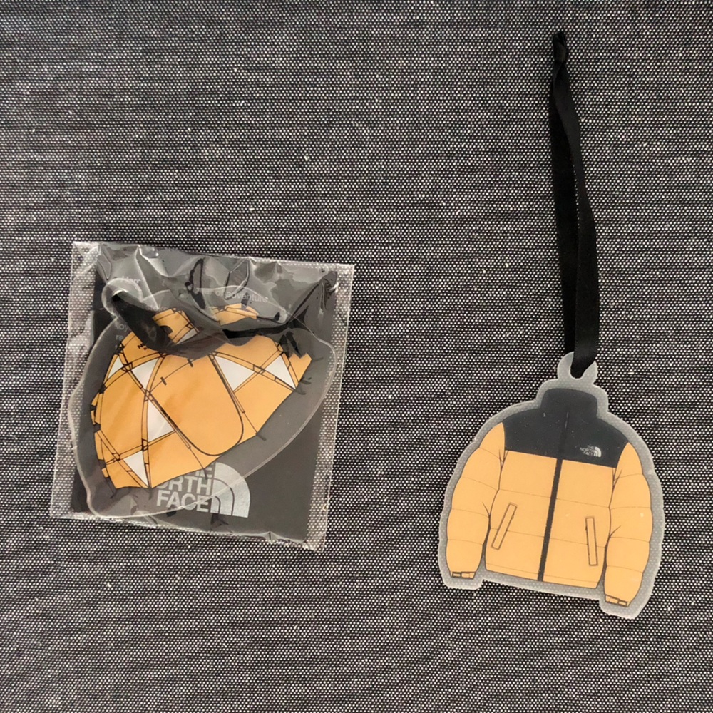 TNF The North Face Ornament set: 2020 Puffer Jacket and 2021 Tent